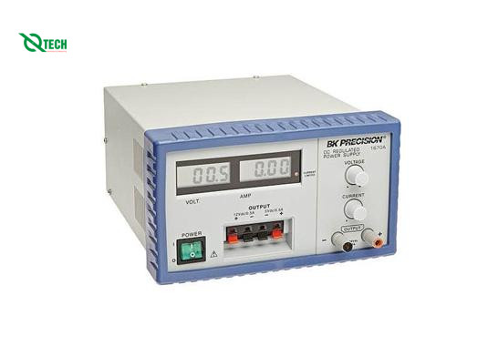 Nguồn một chiều DC BK PRECISION 1670A (0-30V/3A, 12V/0.5A, 5V/0.5A)
