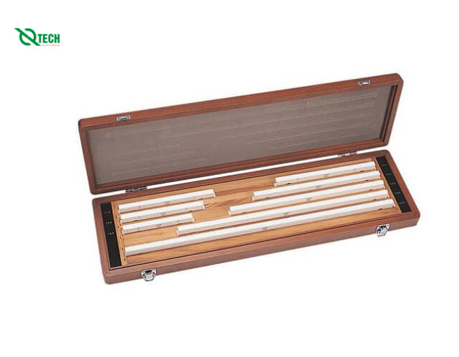 Bộ căn mẫu loại khối dài Mitutoyo 516-702-26 (grade 0, 8pcs)