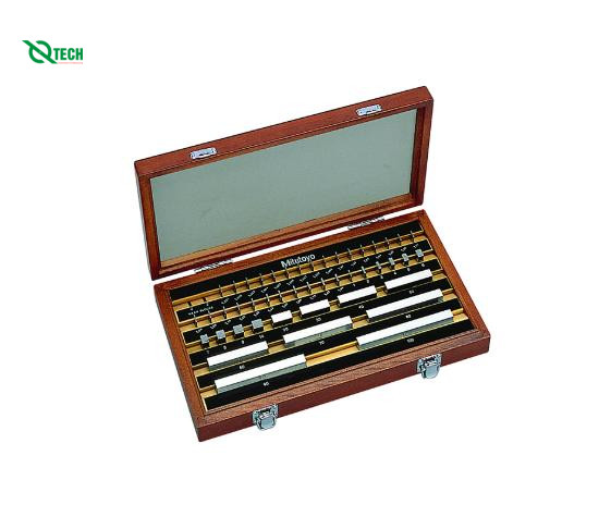 Bộ căn mẫu bằng thép Mitutoyo 516-996-10 (46 khối)