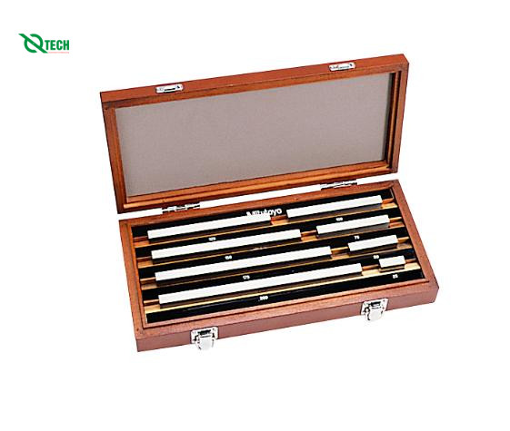 Bộ căn mẫu bằng thép Mitutoyo 516-115-10 (8 khối, 25~200 mm)