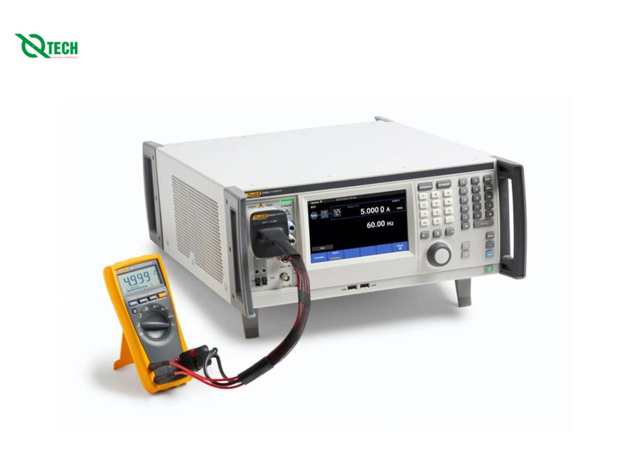 Máy hiệu chuẩn đa năng Fluke 5560A